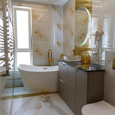 Allure Galaxy Centrum 4*