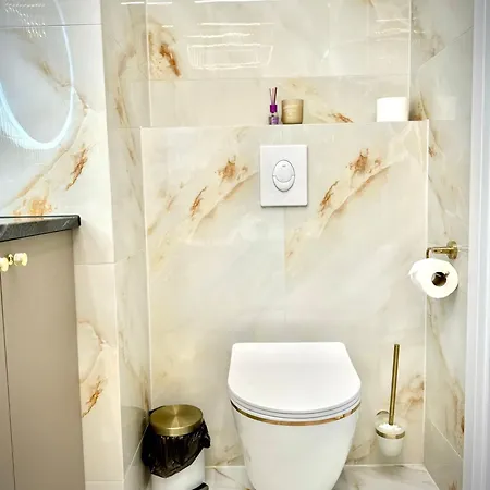 Allure Galaxy Centrum 4*