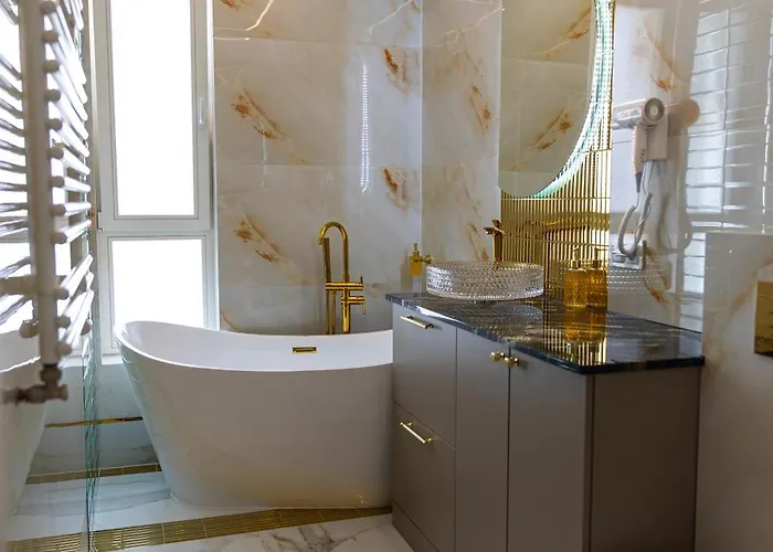 Allure Galaxy Centrum 4*